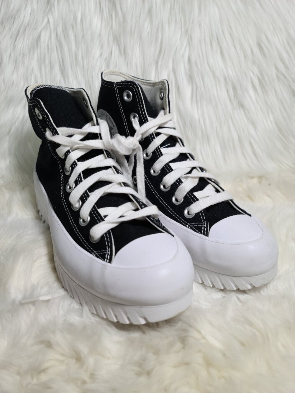 Converse Chuck Taylor All Star High Top Black White Women 8.5 / Men 6.5 - Picture 1 of 7